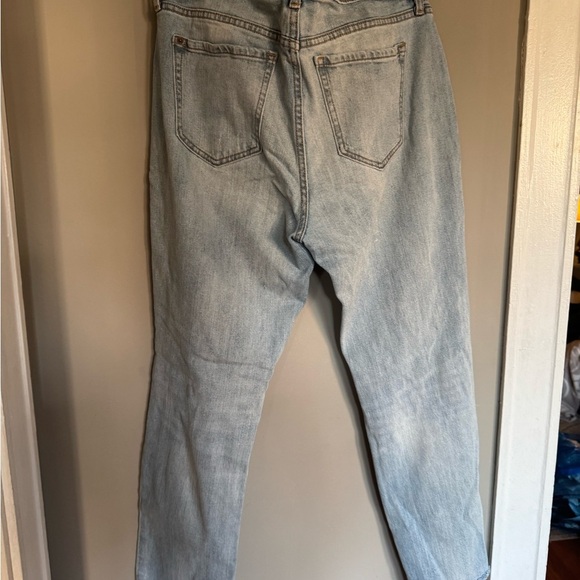 Old Navy Blue Boyfriend Jeans Distressed Style - Picture 8 of 9